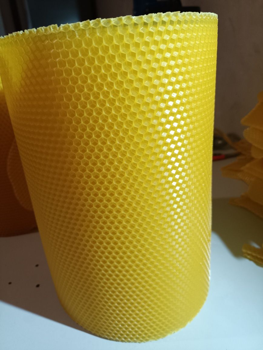 Przerób wosku na węzę, węza, wosk