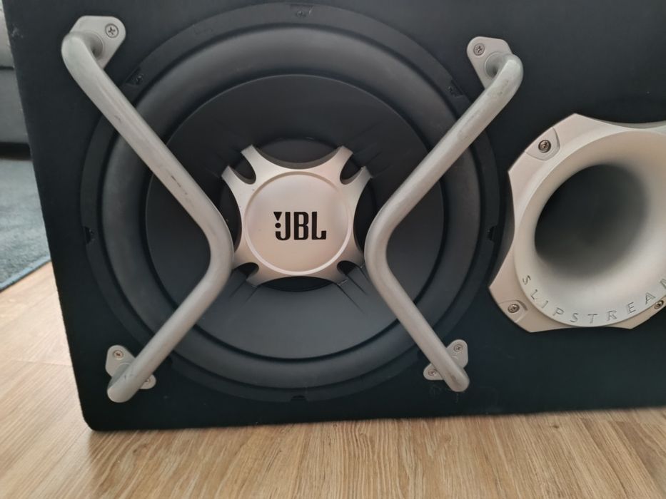 Skrzynia basowa JBL GT5-1204BR, polecam!