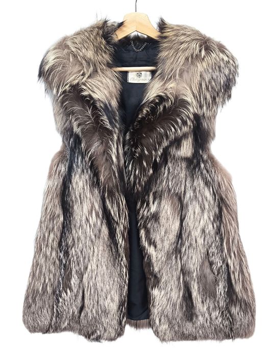 Colete pele raposa prateada