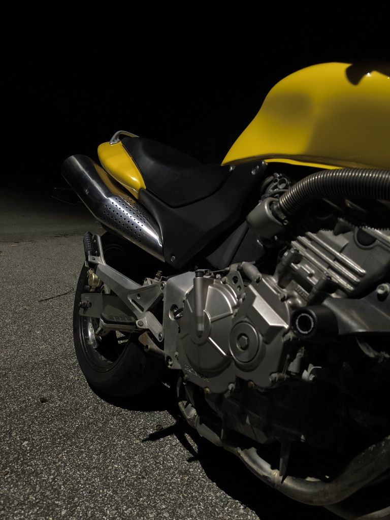 Honda Hornet 600 (PC34)
