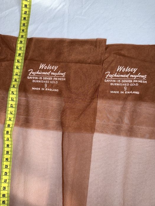 Pończochy nylonowe ze szwem