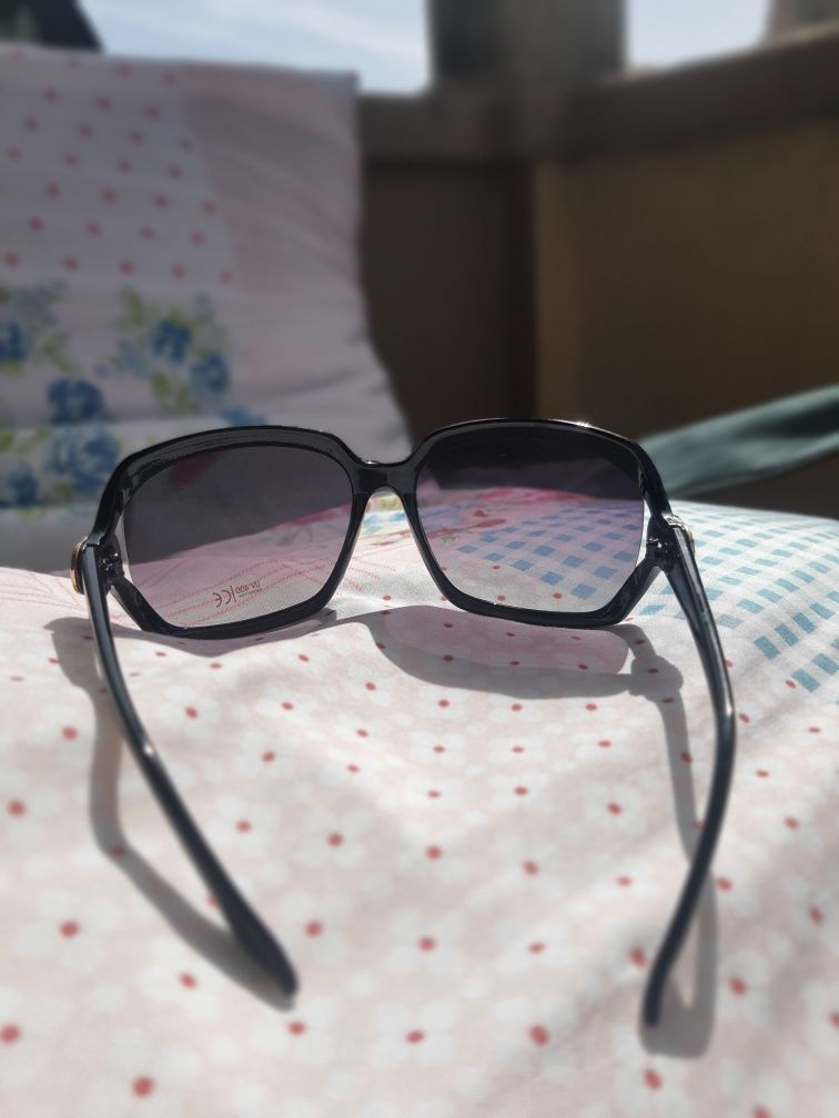 Okulary przeciwsłoneczne damskie