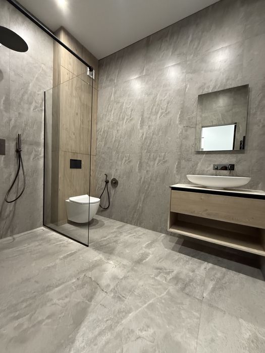 Будинок з газом в Стоянці! Закрите котеджне містечко з озером!