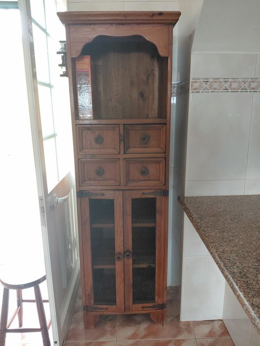 VENDO Móvel de Apoio em Madeira