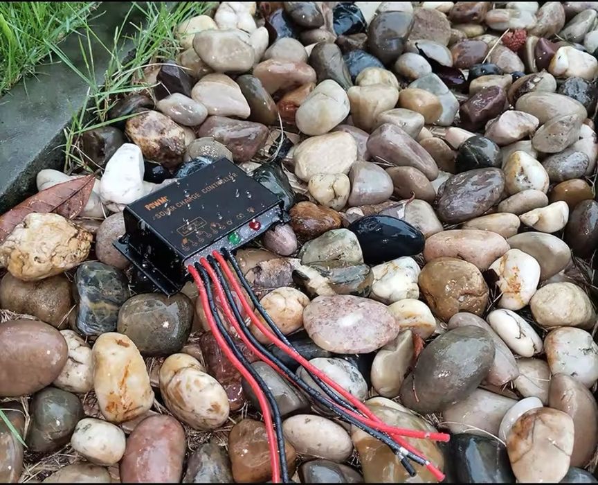 IP68 hermetyczny solarny słoneczny regulator ładowania PWM 12V/24V 10A