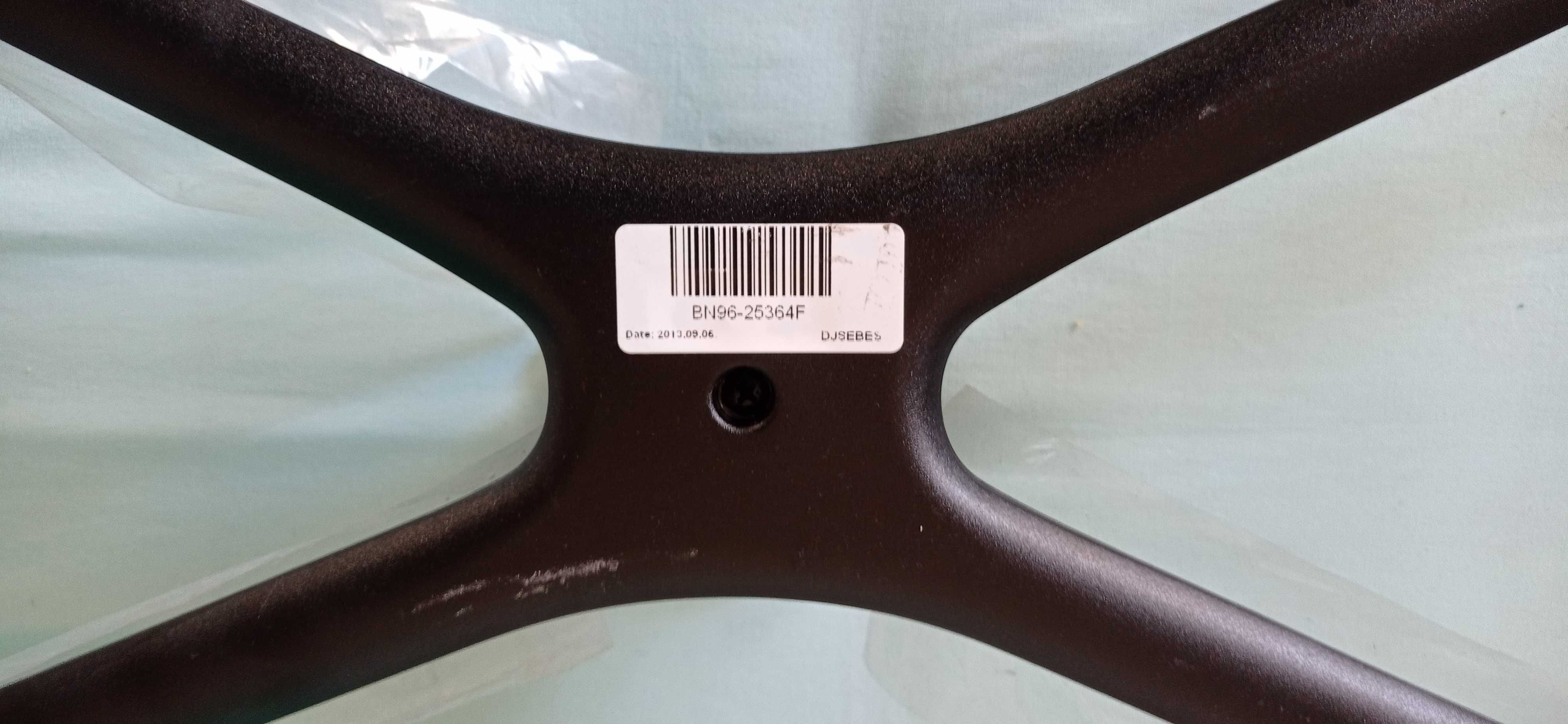 Base  para LCD  BN96-2536