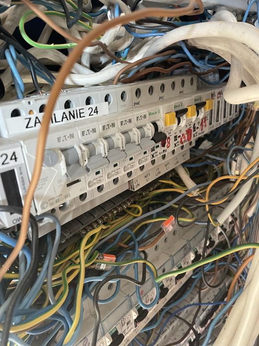 Щиток з автоматами