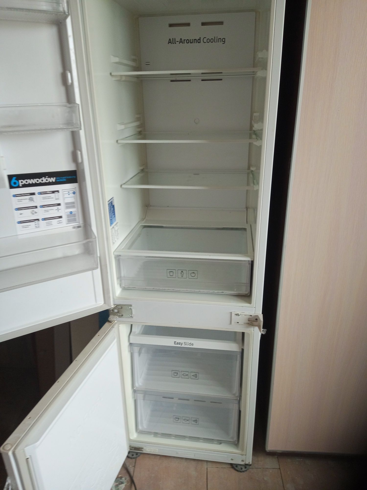 Sprzedam lodówkę Samsung