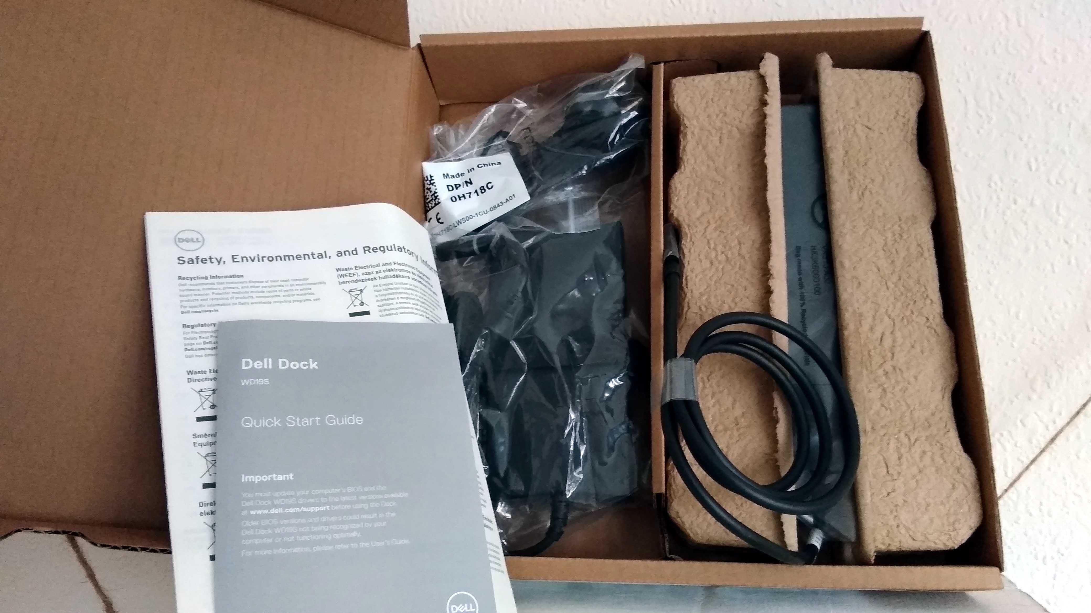 Stacja dokująca DELL Dock WD19S + zasilacz 130W