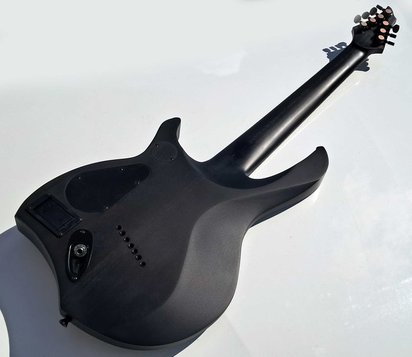 Електрогітара 7 струн мультімензура наскрізний гриф EMG