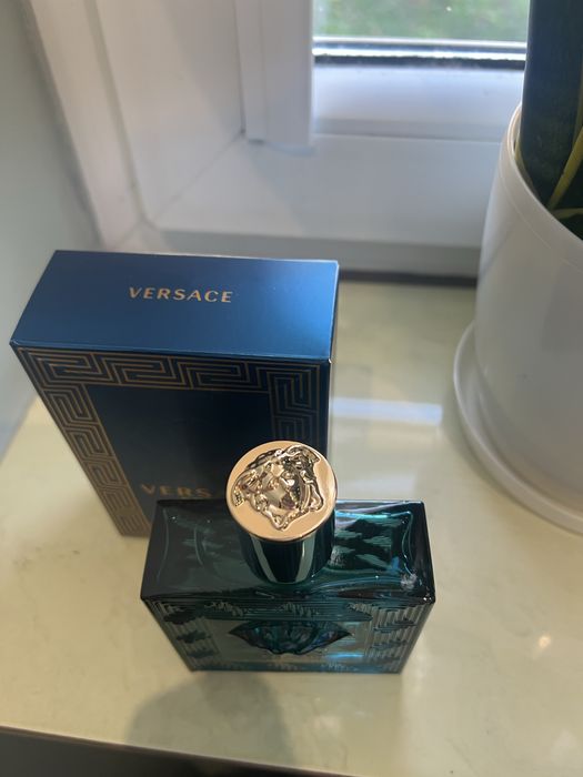 Versace Eros – kultowy zapach pewnego siebie mężczyzny