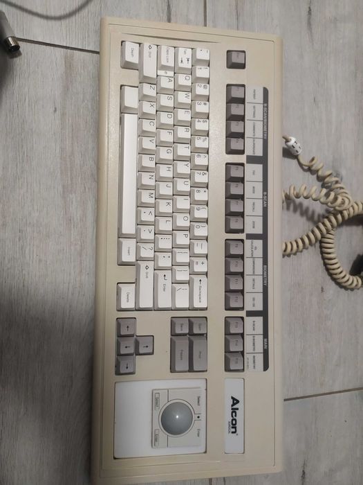 Jedyna na świecie klawiatura z myszka + monitor U.S.A Alcon Surgical