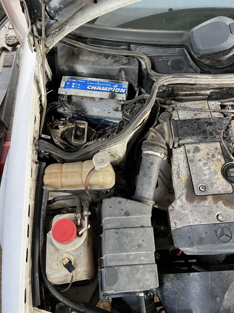 Mercedes W124 W201 W123 W202 двигун М111 2.0 бензин