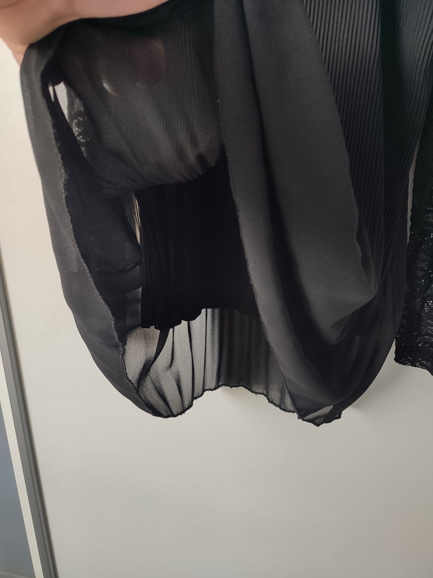 Bluzka 38 M elegancka damska plisowana czarna kokardą falbana baskinka