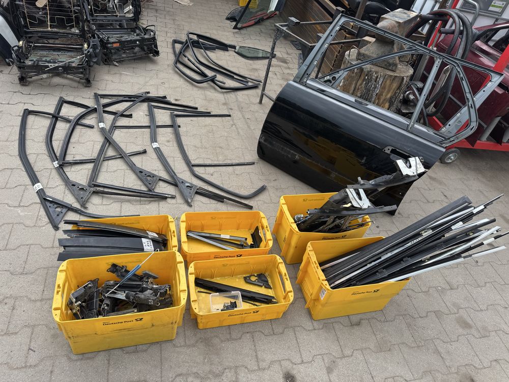 klamki Listwy uszczelki drzwi klamka podnosnik  BMW E34 E32 rarytas
