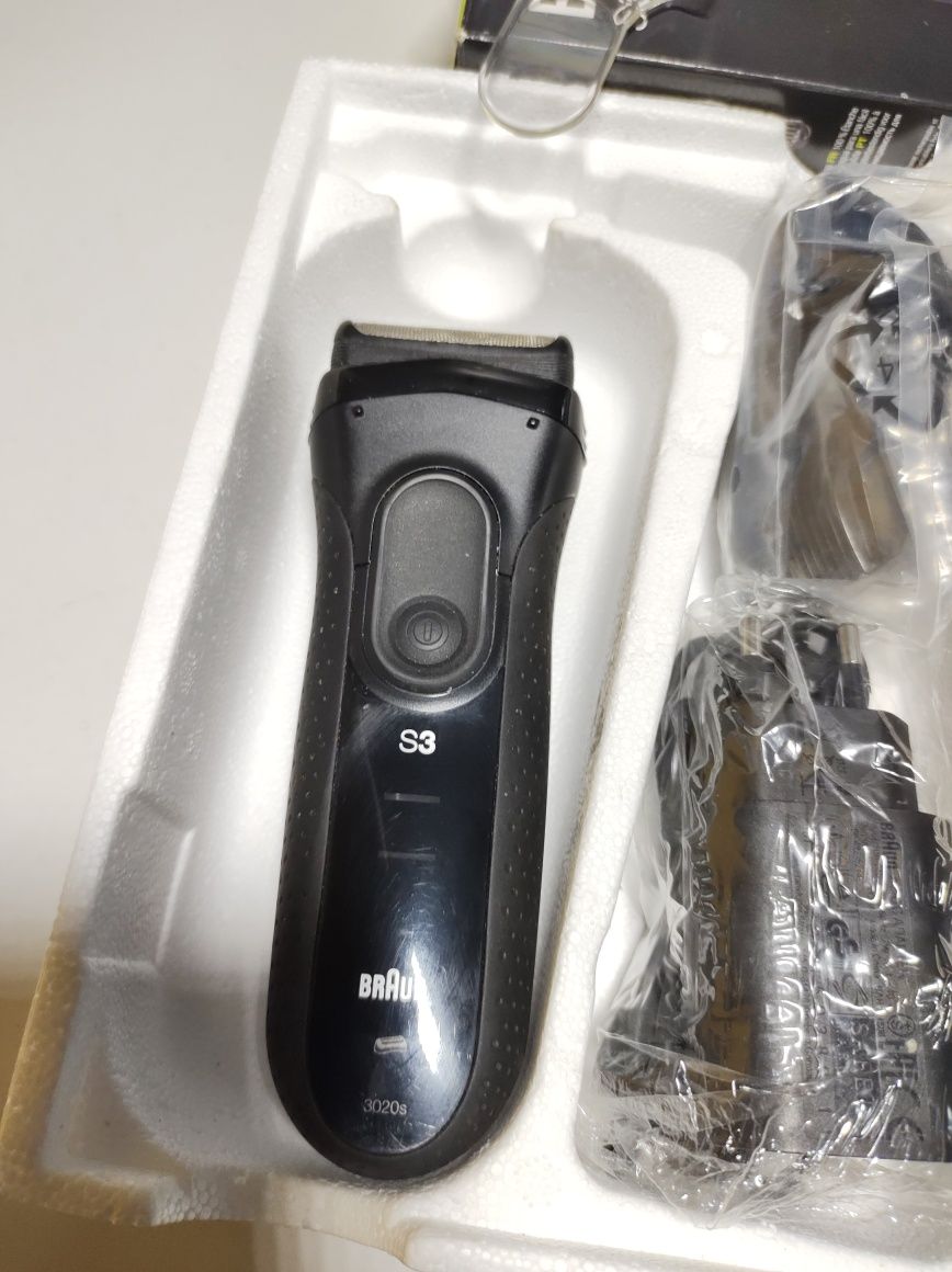 Maszynka do golenia Braun S3 Shave&Style 3000BT