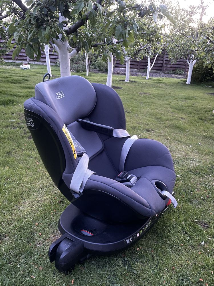 Автокрісло Britax Römer Dualfix2 R (Storm Grey)