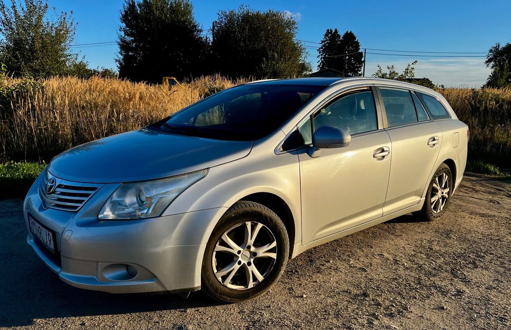 Toyota Avensis Automat z gazem