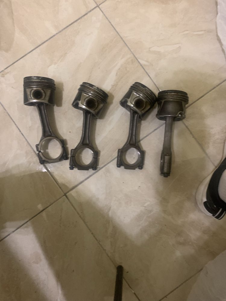 Продам  поршня від 2.0 TDI BKP