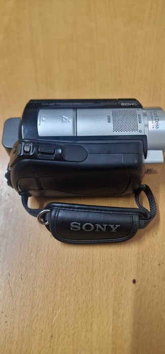Sony Handycom HDR-SR10 como nova