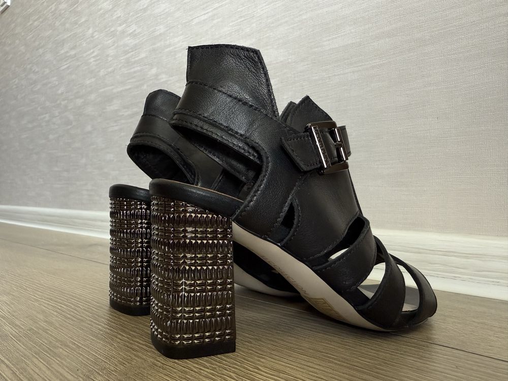 Шкіряні босоніжки TJ Collection handmade