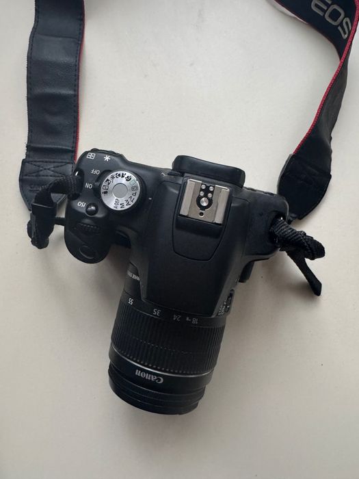 Дзеркальний фотоаппарат Canon 500d