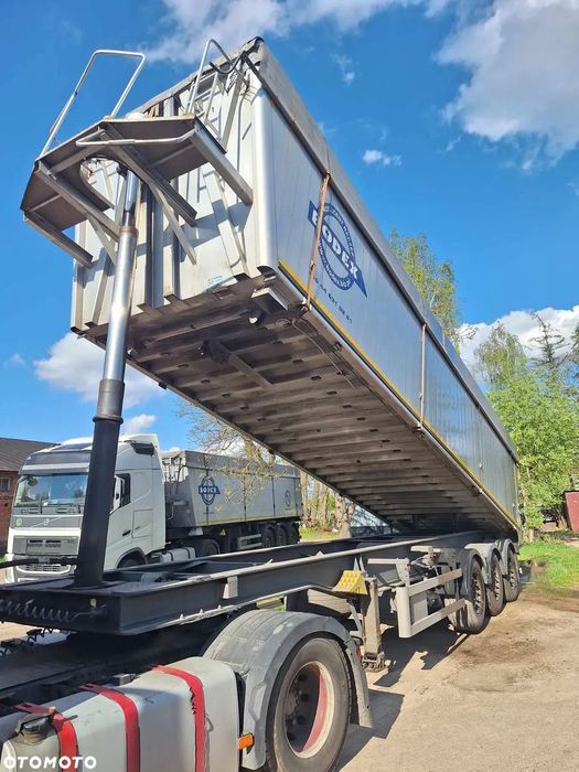 Bodex  Naczepa wywrotka Bodex, po pełnym serwisie