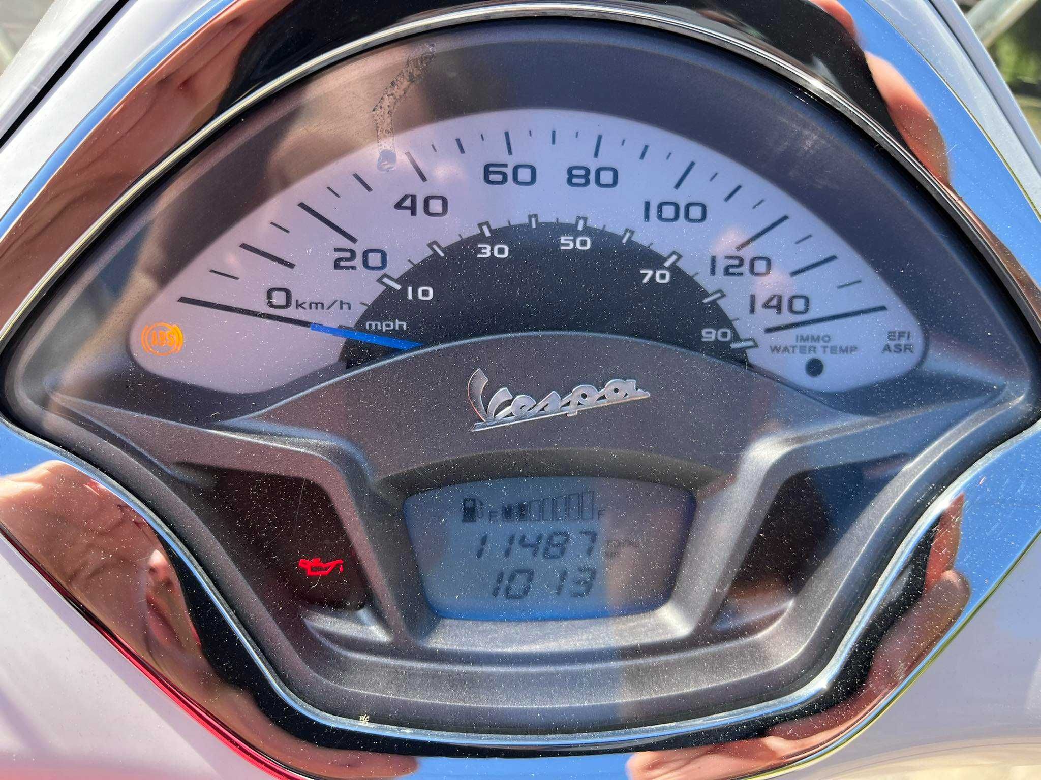 Piaggio Vespa GTS 125 ABS Klasyka i elegancja Mamy inne Vespy Warszawa