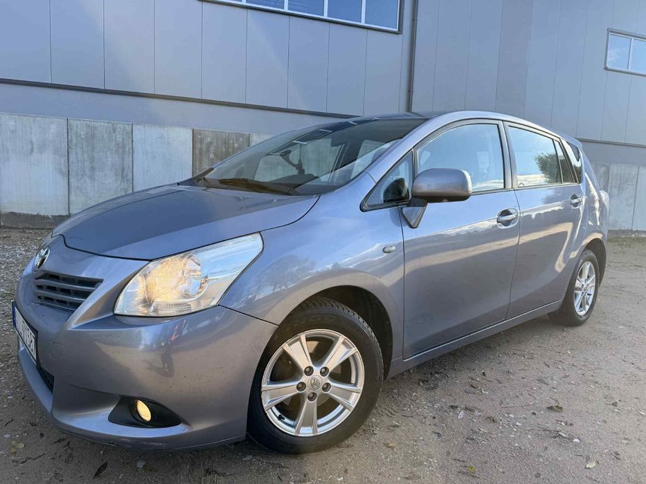 Ładna Toyota Corolla Verso Technicznie Super Stan
