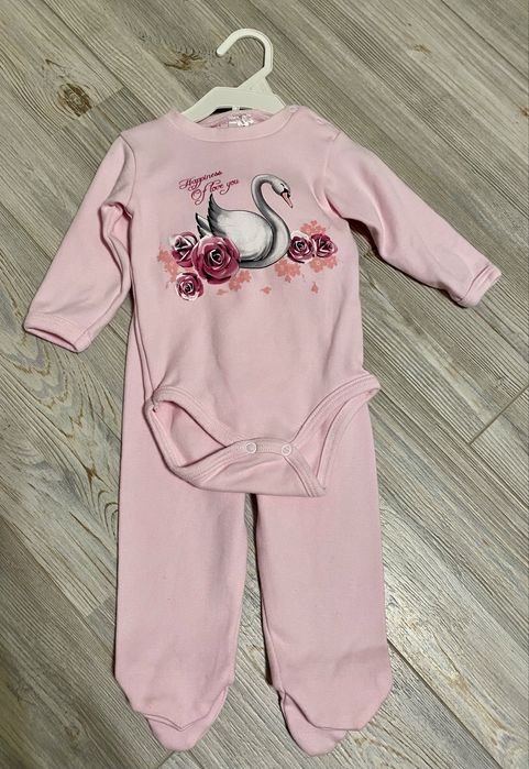 Повсякденний або святковий набір: боді і повзунки на немовля, бодік