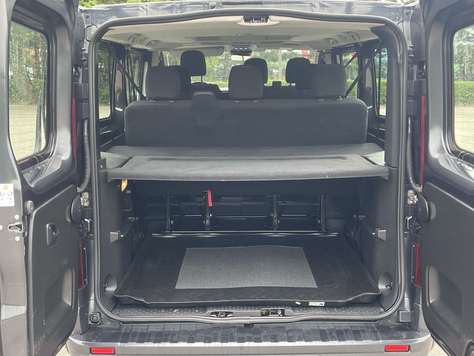 Wynajem Busa 9 osobowego Bus na wynajem Bus 9 osób Narty/Transport