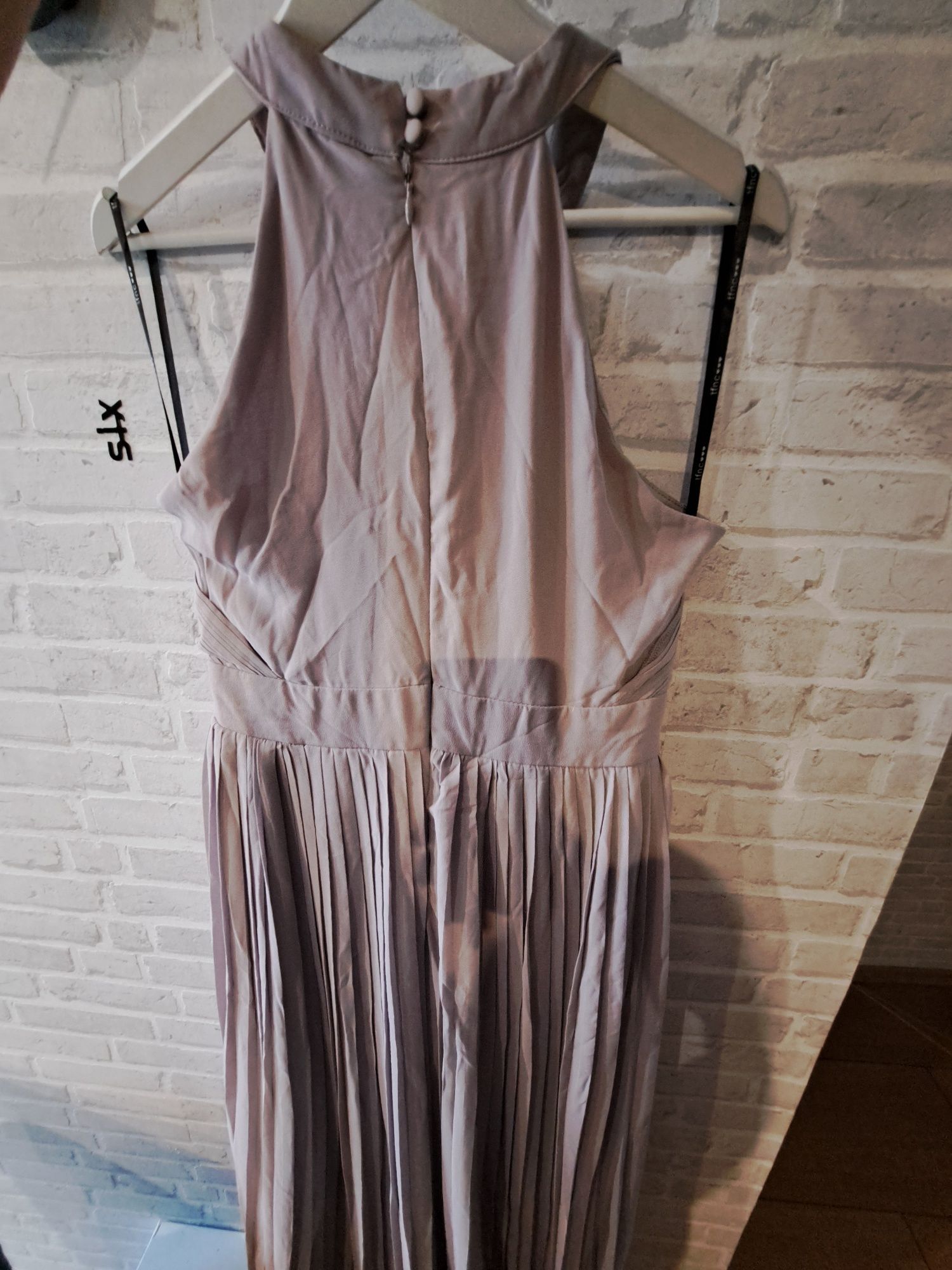 Sukienka fiolet  Asos 40  tfnc London  plisowana długa