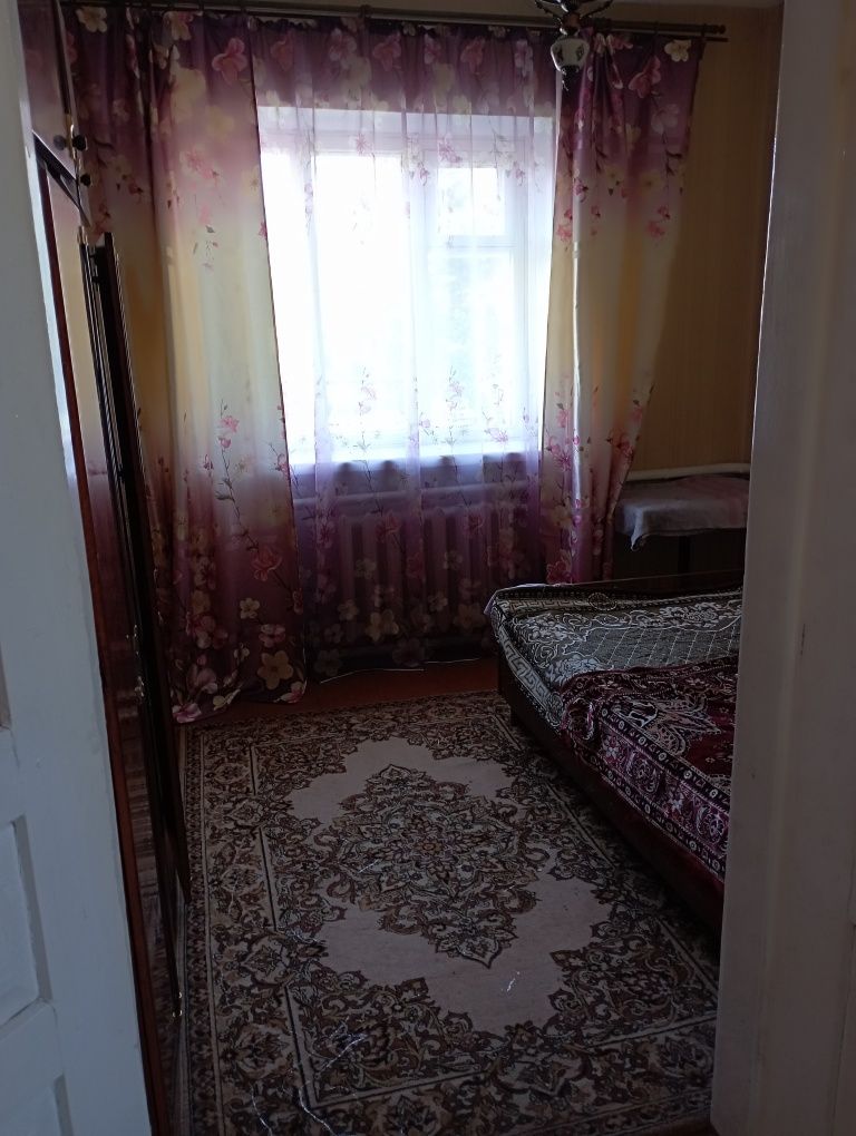 Продам будинок в м.Пирятин вул.Спартака 40