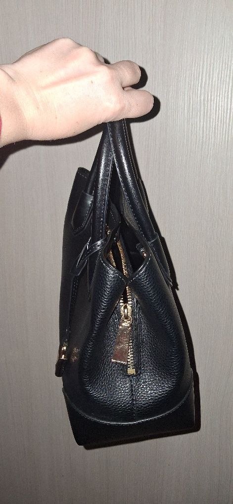 Nowa MK torebka michael kors Mercer czarna ze złotymi dodatkami piękna