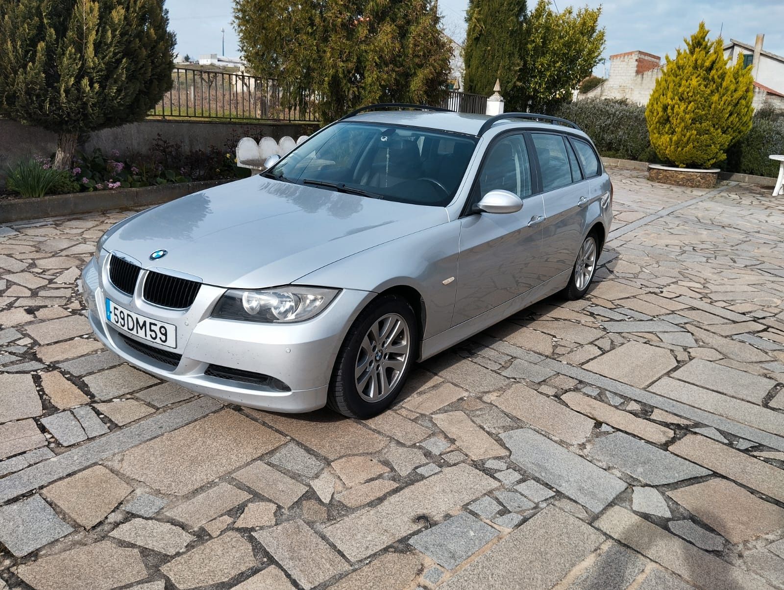 BMW 320d, 163cv, 180mil km, nacional, selo antigo.