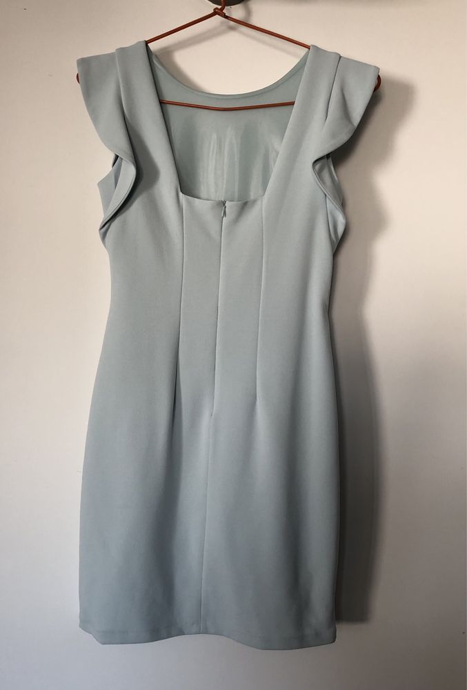 Elegancka sukienka Reserved roz. M na wesele itp- jak nowa!