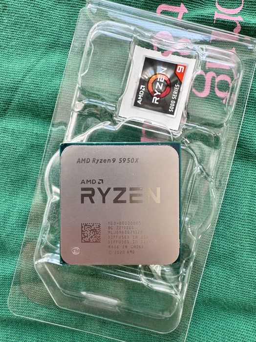 Потужний Ryzen 9 5950X, стан ближче до нового
