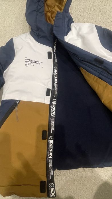 Продам куртку дитячу Reserved