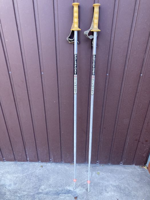 Kije narciarskie Giewont stare