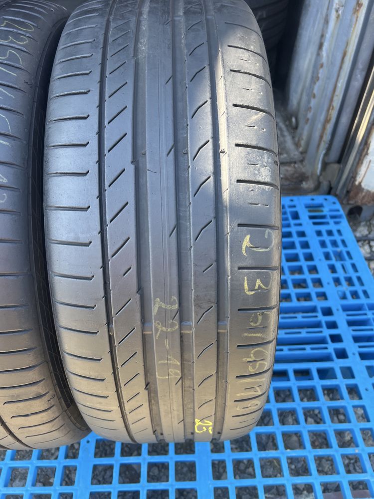 *Opony Continental 235/45/19 para
