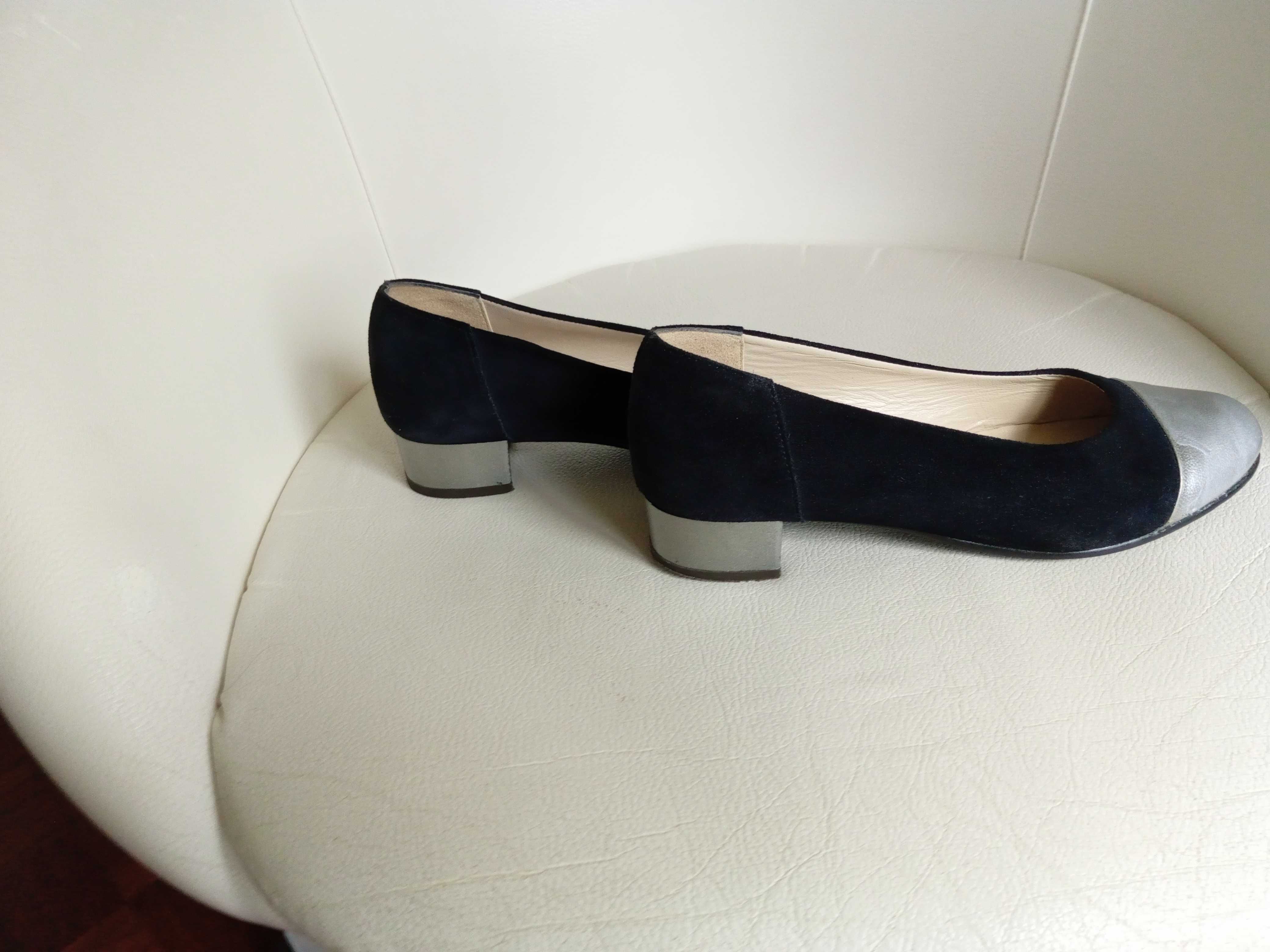 Sapatos em pele Tam 36