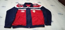 Vendo blusão marca umbro