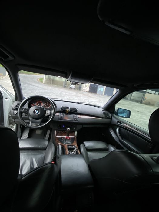 BMW  X5 E53  рест