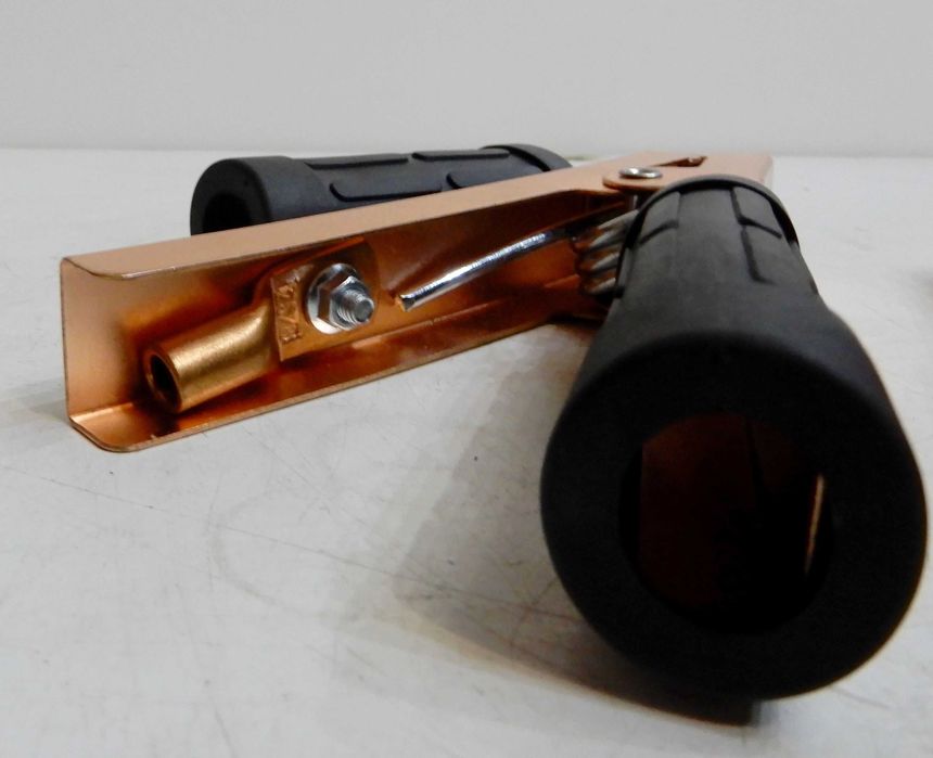 Zacisk masowy - krodylek  250 A