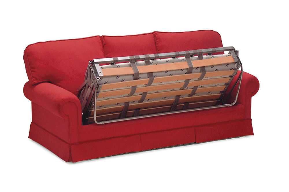 Sofá-cama vermelho antigo com duas poltronas a condizer