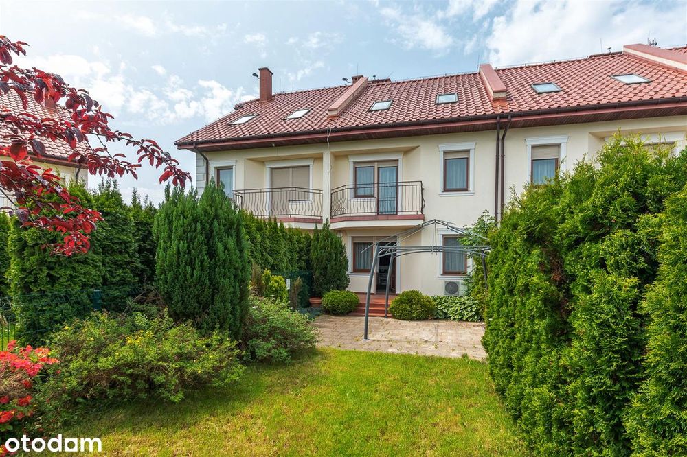 Zamieszkaj nad Bałtykiem! Gotowy do wprowadzanie dom z ogrodem.