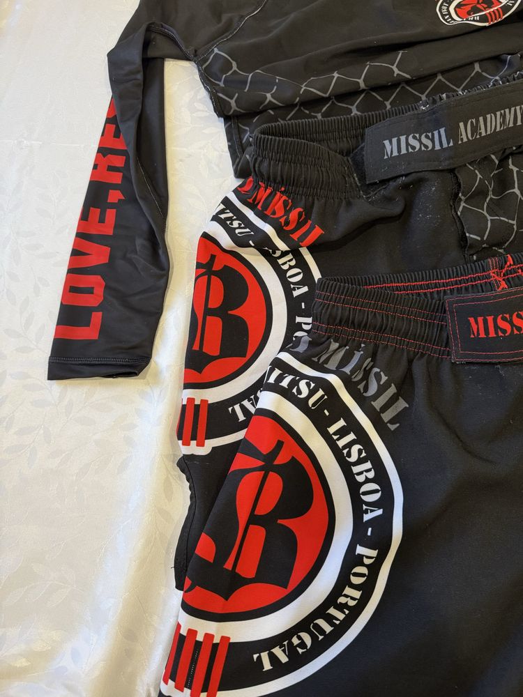 Roupa de  Jui Jitsu  tamanho s