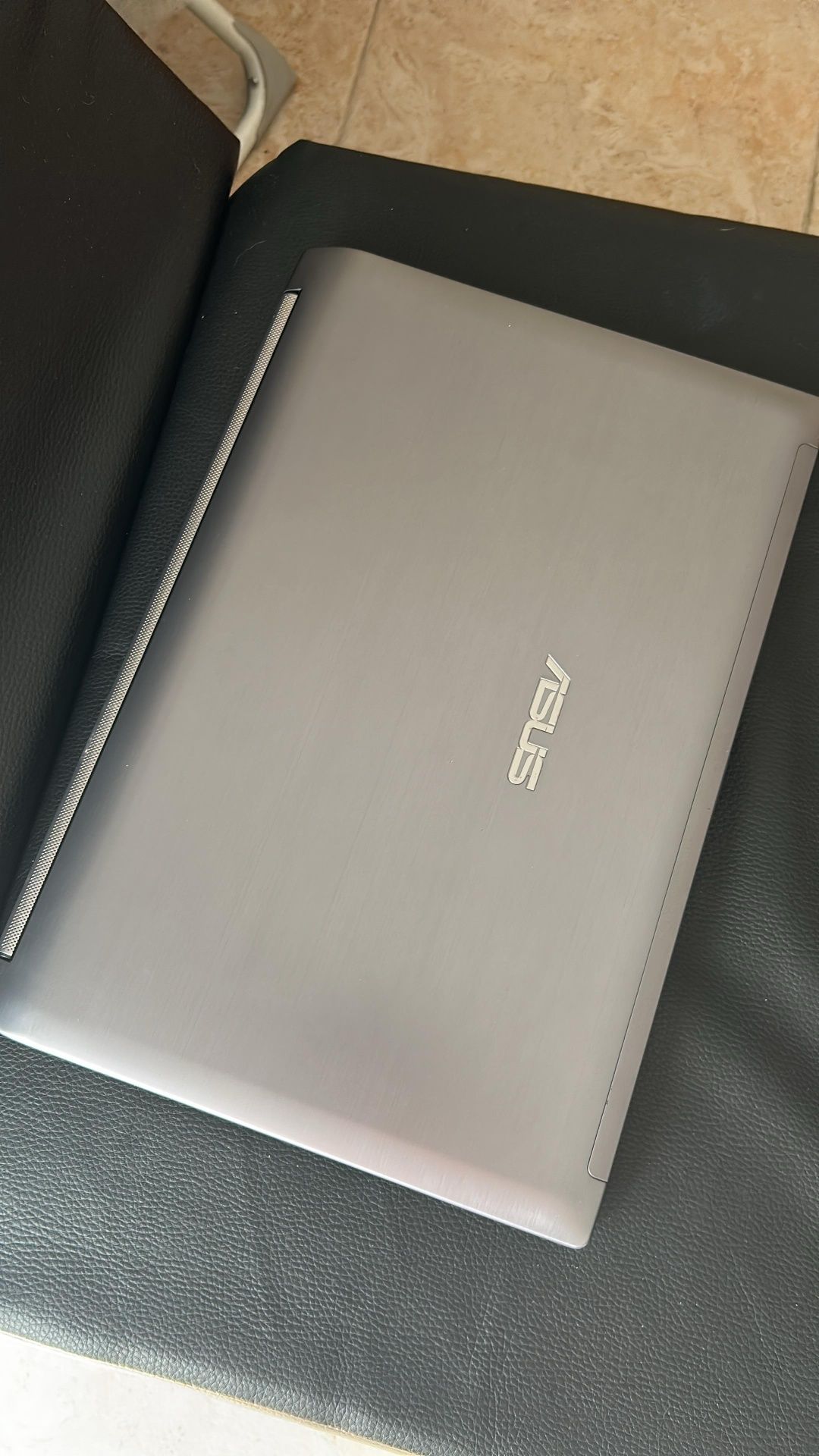 ASUS N53S (2011) – Para Peças / Reparação