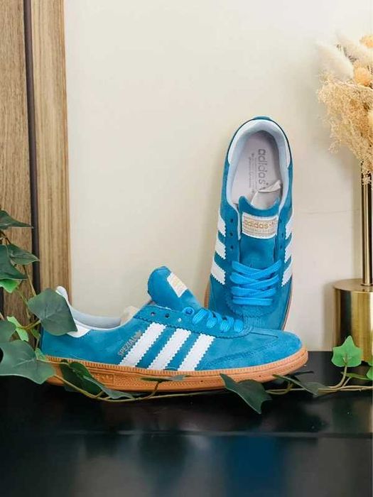 Sapatilhas tipo Adidas Spezial azuis