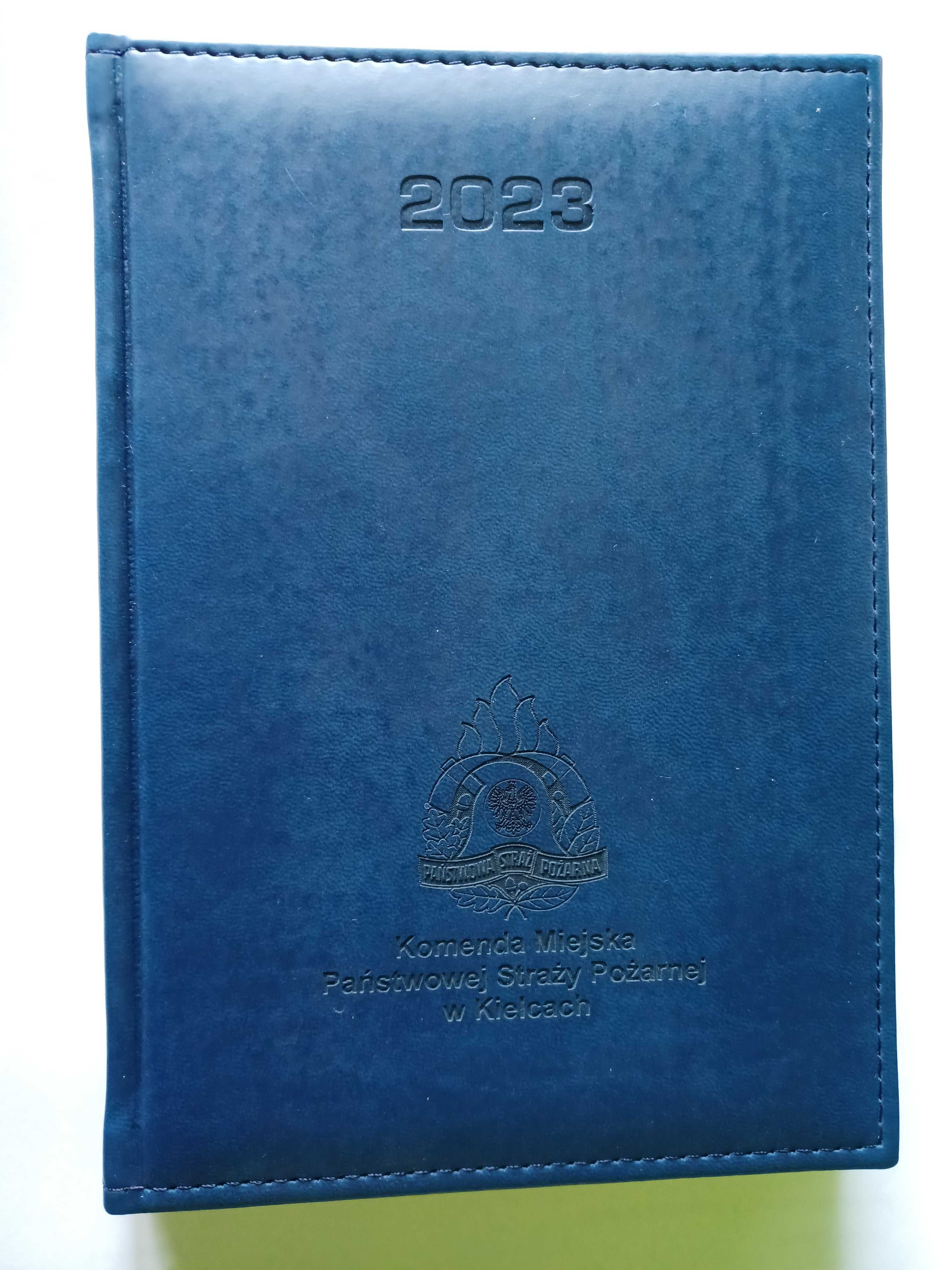 Kalendarz notatnik 2023 z logo straży pożarnej